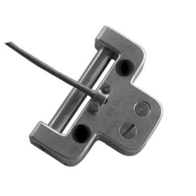 FN4070 seat belt buckle