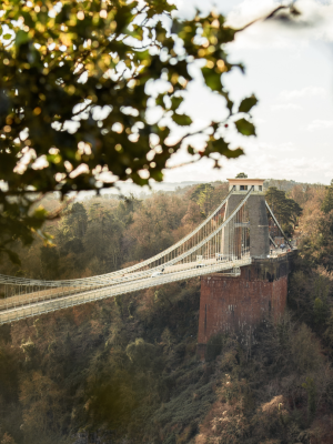 Displacement Measurement of Bridge Pylons using DC Accelerometers